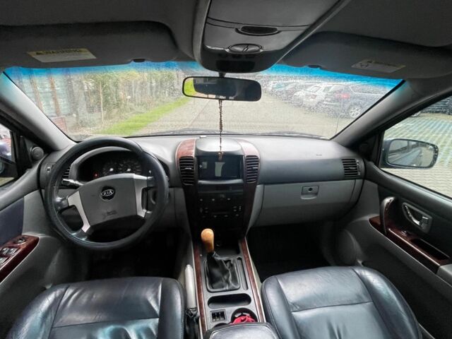 Киа Соренто 2004 в Яворове на Automoto.ua Синий Киа Соренто, объемом двигателя 2.5 л и пробегом 290 тыс. км за 3621 $, фото 4 на Automoto.ua