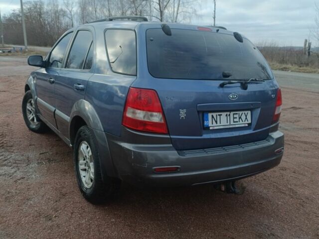 Киа Соренто 2004 в Новорад-Волынском на Automoto.ua Синий Киа Соренто, объемом двигателя 2.5 л и пробегом 176 тыс. км за 4500 $, фото 3 на Automoto.ua