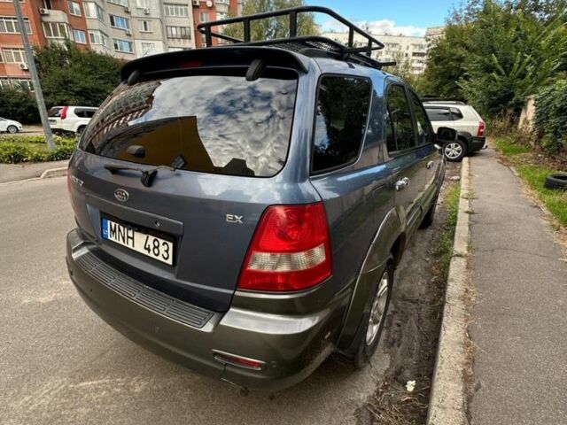 Синий Киа Соренто, объемом двигателя 2.5 л и пробегом 325 тыс. км за 3600 $, фото 2 на Automoto.ua