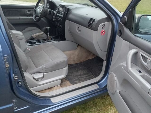 Киа Соренто 2004 в Ромнах на Automoto.ua Синий Киа Соренто, объемом двигателя 2.5 л и пробегом 323 тыс. км за 3900 $, фото 6 на Automoto.ua