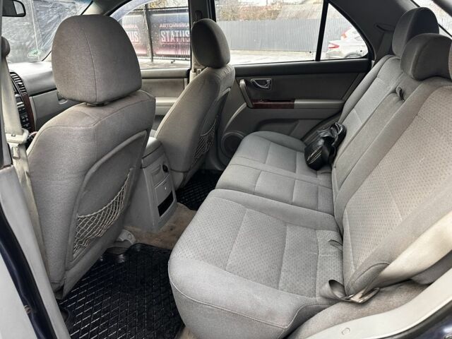 Синій Кіа Соренто, об'ємом двигуна 2.5 л та пробігом 300 тис. км за 2600 $, фото 4 на Automoto.ua