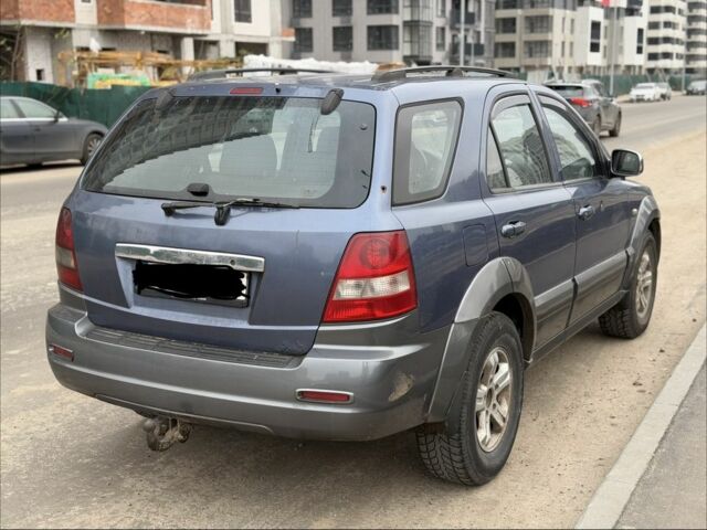 Синій Кіа Соренто, об'ємом двигуна 2.5 л та пробігом 315 тис. км за 2700 $, фото 2 на Automoto.ua