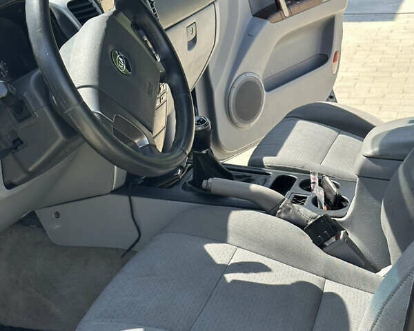 Синий Киа Соренто, объемом двигателя 2.4 л и пробегом 240 тыс. км за 5100 $, фото 9 на Automoto.ua