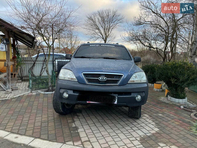 Синий Киа Соренто, объемом двигателя 2.4 л и пробегом 240 тыс. км за 4900 $, фото 3 на Automoto.ua
