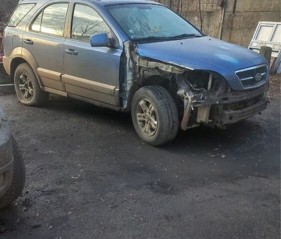 Синій Кіа Соренто, об'ємом двигуна 2.5 л та пробігом 250 тис. км за 2200 $, фото 2 на Automoto.ua