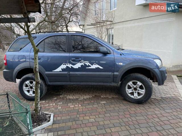 Синий Киа Соренто, объемом двигателя 2.4 л и пробегом 240 тыс. км за 4900 $, фото 1 на Automoto.ua