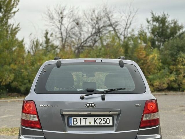 Киа Соренто 2006 в Краматорске на Automoto.ua Синий Киа Соренто, объемом двигателя 2.5 л и пробегом 250 тыс. км за 4000 $, фото 4 на Automoto.ua
