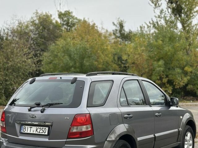Киа Соренто 2006 в Краматорске на Automoto.ua Синий Киа Соренто, объемом двигателя 2.5 л и пробегом 250 тыс. км за 4000 $, фото 5 на Automoto.ua