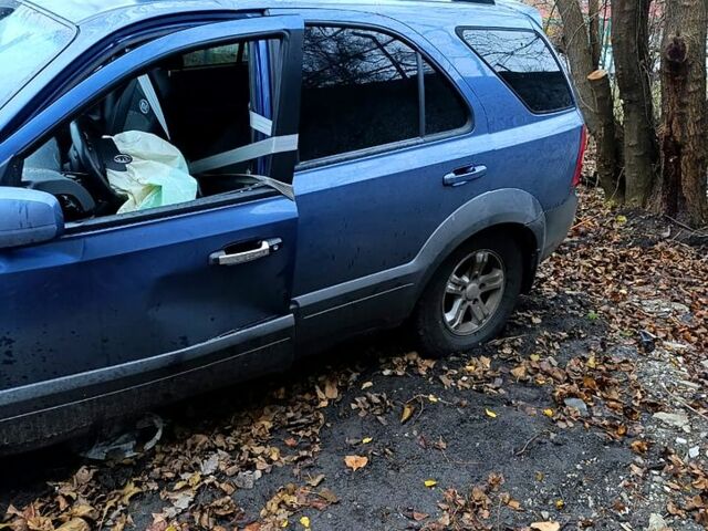 Синій Кіа Соренто, об'ємом двигуна 2.5 л та пробігом 0 тис. км за 3500 $, фото 1 на Automoto.ua