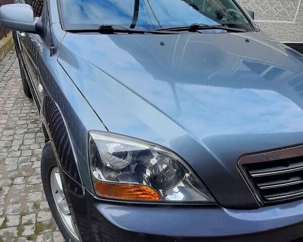 Синий Киа Соренто, объемом двигателя 2.5 л и пробегом 230 тыс. км за 9200 $, фото 6 на Automoto.ua