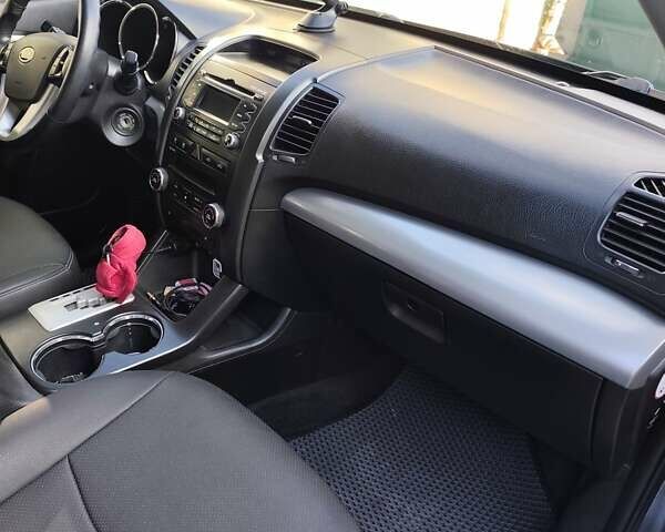 Синій Кіа Соренто, об'ємом двигуна 2.36 л та пробігом 200 тис. км за 11000 $, фото 6 на Automoto.ua