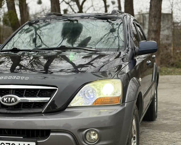 Синий Киа Соренто, объемом двигателя 2.5 л и пробегом 250 тыс. км за 8350 $, фото 4 на Automoto.ua