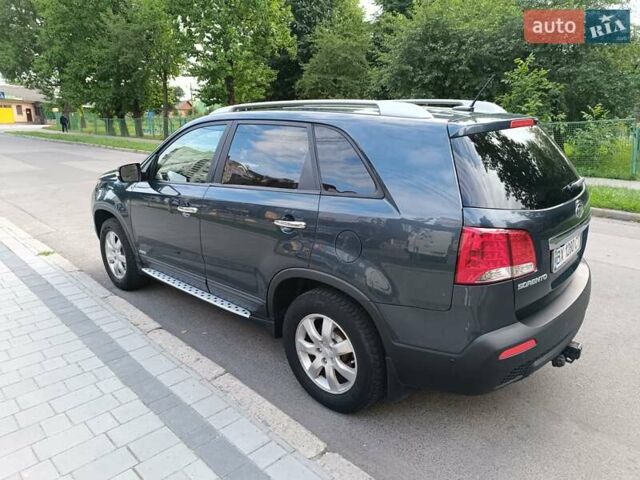 Синий Киа Соренто, объемом двигателя 2.36 л и пробегом 180 тыс. км за 13300 $, фото 13 на Automoto.ua