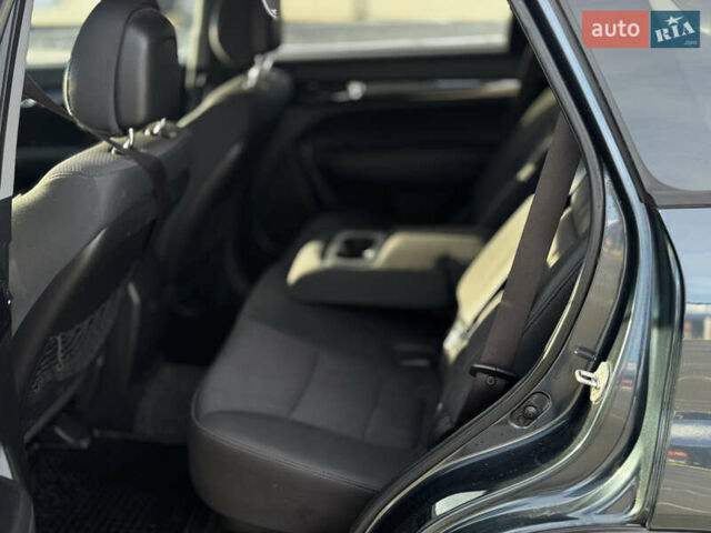 Синий Киа Соренто, объемом двигателя 2.36 л и пробегом 324 тыс. км за 9500 $, фото 14 на Automoto.ua