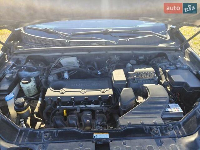 Синій Кіа Соренто, об'ємом двигуна 2.4 л та пробігом 217 тис. км за 10900 $, фото 19 на Automoto.ua