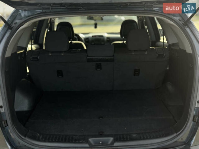 Синий Киа Соренто, объемом двигателя 2.36 л и пробегом 324 тыс. км за 9500 $, фото 20 на Automoto.ua
