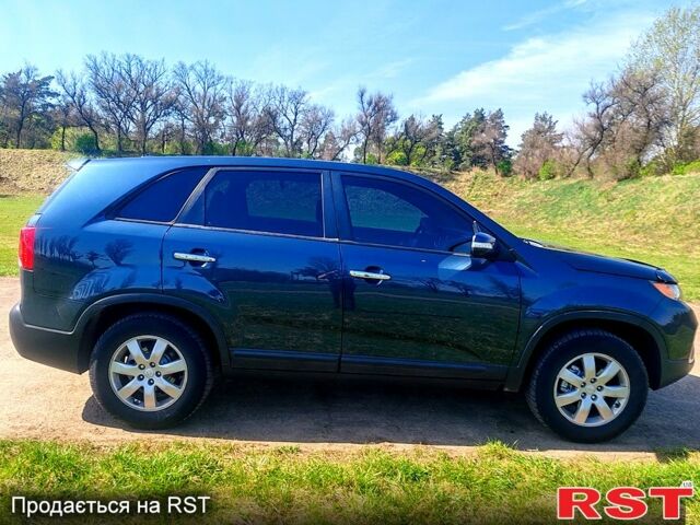 Синий Киа Соренто, объемом двигателя 2.4 л и пробегом 0 тыс. км за 9500 $, фото 5 на Automoto.ua