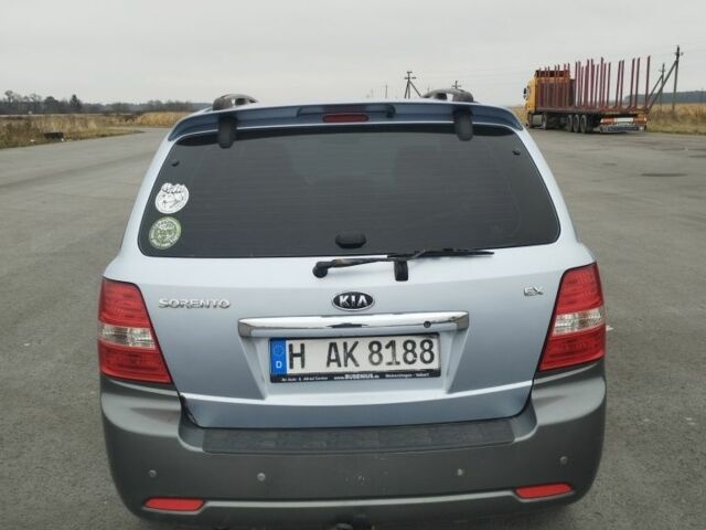 Синий Киа Соренто, объемом двигателя 2.5 л и пробегом 262 тыс. км за 4000 $, фото 1 на Automoto.ua