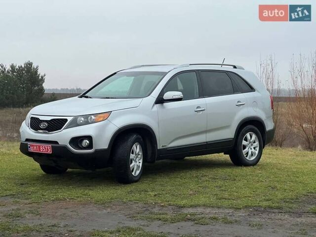 Синій Кіа Соренто, об'ємом двигуна 2.4 л та пробігом 212 тис. км за 9300 $, фото 5 на Automoto.ua