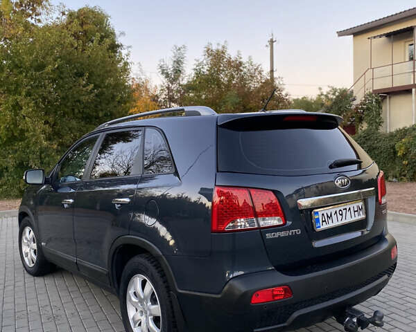 Синий Киа Соренто, объемом двигателя 2.2 л и пробегом 225 тыс. км за 11500 $, фото 3 на Automoto.ua