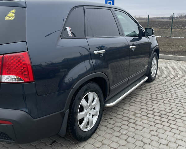 Синий Киа Соренто, объемом двигателя 2.4 л и пробегом 185 тыс. км за 10600 $, фото 8 на Automoto.ua
