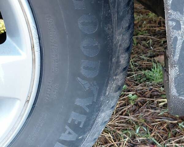 Синій Кіа Соренто, об'ємом двигуна 2.36 л та пробігом 198 тис. км за 10800 $, фото 16 на Automoto.ua