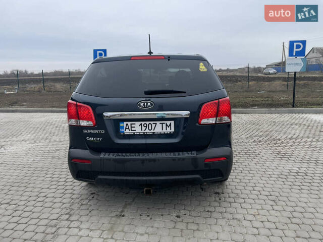 Синий Киа Соренто, объемом двигателя 2.4 л и пробегом 185 тыс. км за 10600 $, фото 7 на Automoto.ua