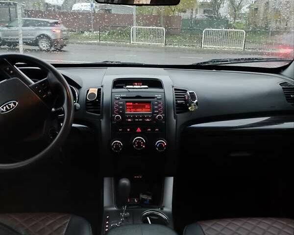 Синий Киа Соренто, объемом двигателя 2.36 л и пробегом 336 тыс. км за 9600 $, фото 12 на Automoto.ua