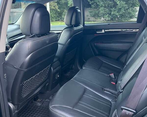 Синий Киа Соренто, объемом двигателя 3.34 л и пробегом 143 тыс. км за 13000 $, фото 13 на Automoto.ua