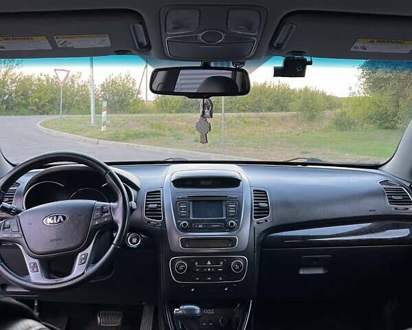 Синий Киа Соренто, объемом двигателя 3.34 л и пробегом 143 тыс. км за 13000 $, фото 10 на Automoto.ua