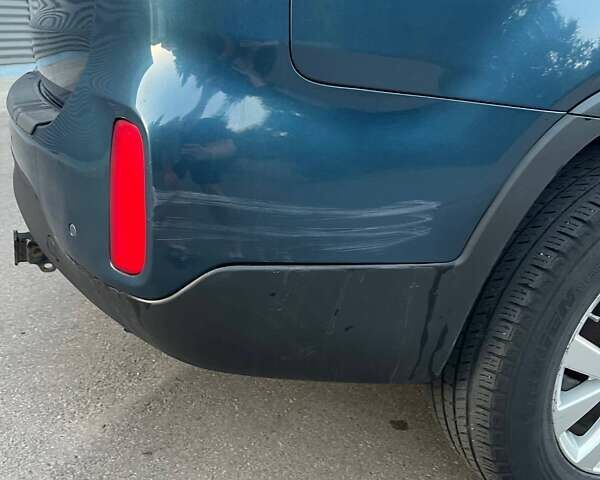 Синий Киа Соренто, объемом двигателя 3.34 л и пробегом 143 тыс. км за 13000 $, фото 16 на Automoto.ua