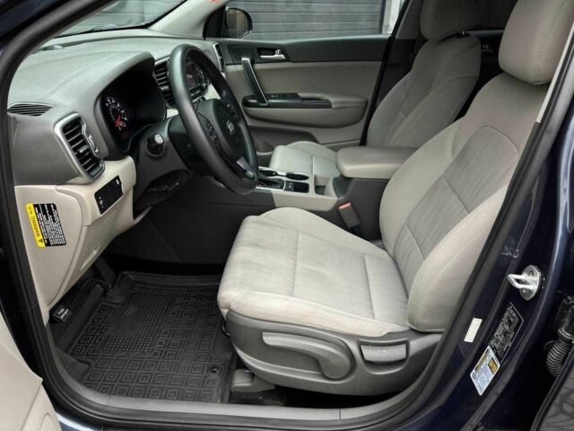 Синий Киа Соренто, объемом двигателя 2.4 л и пробегом 130 тыс. км за 12500 $, фото 10 на Automoto.ua