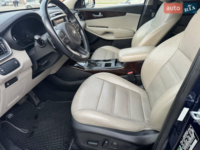 Синий Киа Соренто, объемом двигателя 2 л и пробегом 130 тыс. км за 17400 $, фото 23 на Automoto.ua