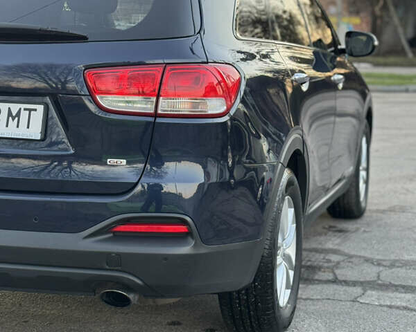 Синий Киа Соренто, объемом двигателя 2.36 л и пробегом 240 тыс. км за 13900 $, фото 10 на Automoto.ua