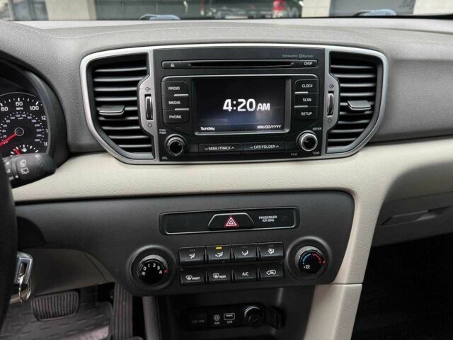 Синий Киа Соренто, объемом двигателя 2.4 л и пробегом 130 тыс. км за 12500 $, фото 19 на Automoto.ua