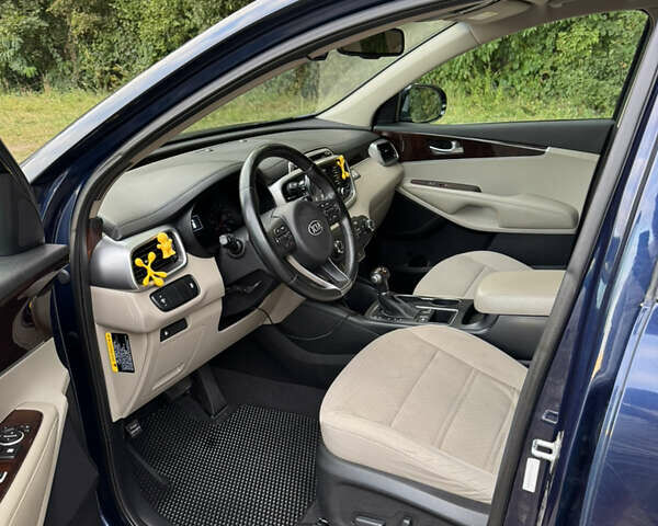 Синий Киа Соренто, объемом двигателя 2.4 л и пробегом 113 тыс. км за 16300 $, фото 12 на Automoto.ua