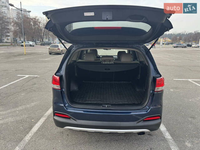 Синий Киа Соренто, объемом двигателя 2 л и пробегом 130 тыс. км за 17400 $, фото 16 на Automoto.ua