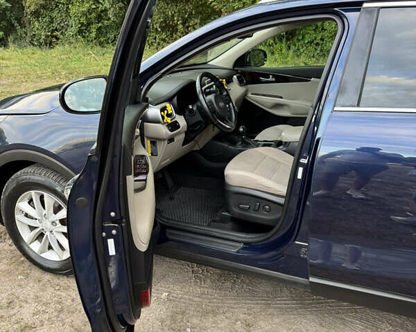 Синий Киа Соренто, объемом двигателя 2.4 л и пробегом 113 тыс. км за 16300 $, фото 14 на Automoto.ua