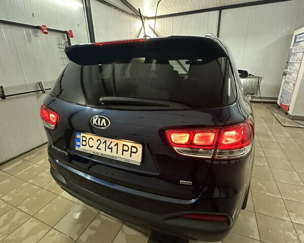 Синий Киа Соренто, объемом двигателя 2.36 л и пробегом 147 тыс. км за 16500 $, фото 4 на Automoto.ua