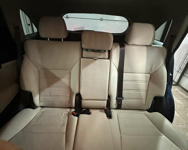 Синий Киа Соренто, объемом двигателя 2.36 л и пробегом 147 тыс. км за 16500 $, фото 11 на Automoto.ua