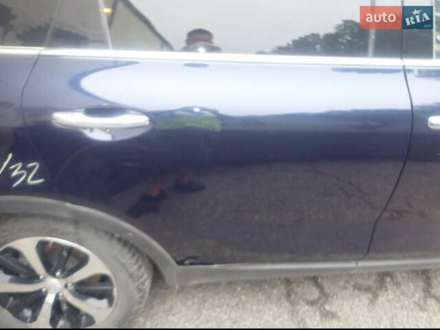 Синий Киа Соренто, объемом двигателя 2 л и пробегом 130 тыс. км за 17400 $, фото 24 на Automoto.ua