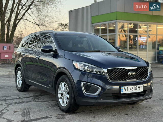 Синий Киа Соренто, объемом двигателя 2.36 л и пробегом 240 тыс. км за 13900 $, фото 1 на Automoto.ua