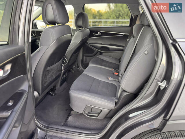 Синій Кіа Соренто, об'ємом двигуна 2.4 л та пробігом 132 тис. км за 13500 $, фото 13 на Automoto.ua