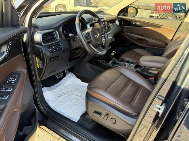 Синий Киа Соренто, объемом двигателя 2.2 л и пробегом 190 тыс. км за 23000 $, фото 31 на Automoto.ua