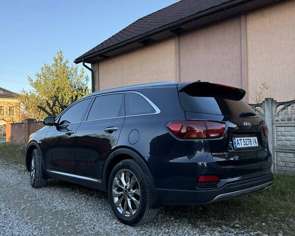 Синий Киа Соренто, объемом двигателя 2 л и пробегом 207 тыс. км за 22800 $, фото 2 на Automoto.ua