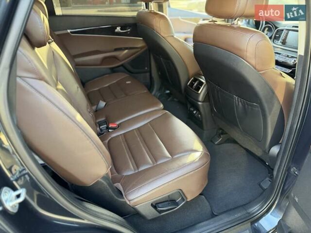 Синий Киа Соренто, объемом двигателя 2.2 л и пробегом 190 тыс. км за 23000 $, фото 15 на Automoto.ua