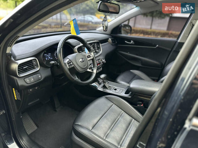Синий Киа Соренто, объемом двигателя 2 л и пробегом 111 тыс. км за 21900 $, фото 15 на Automoto.ua