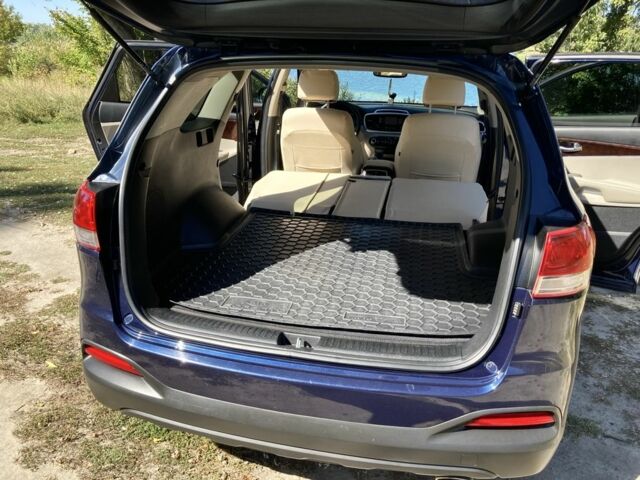 Синий Киа Соренто, объемом двигателя 2.4 л и пробегом 94 тыс. км за 16000 $, фото 19 на Automoto.ua