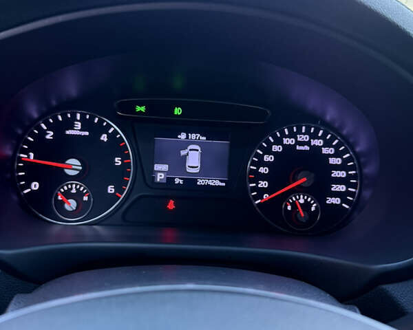 Синий Киа Соренто, объемом двигателя 2 л и пробегом 207 тыс. км за 22800 $, фото 23 на Automoto.ua