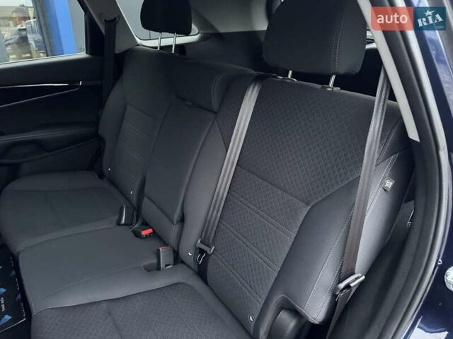 Синій Кіа Соренто, об'ємом двигуна 2.4 л та пробігом 155 тис. км за 14900 $, фото 4 на Automoto.ua